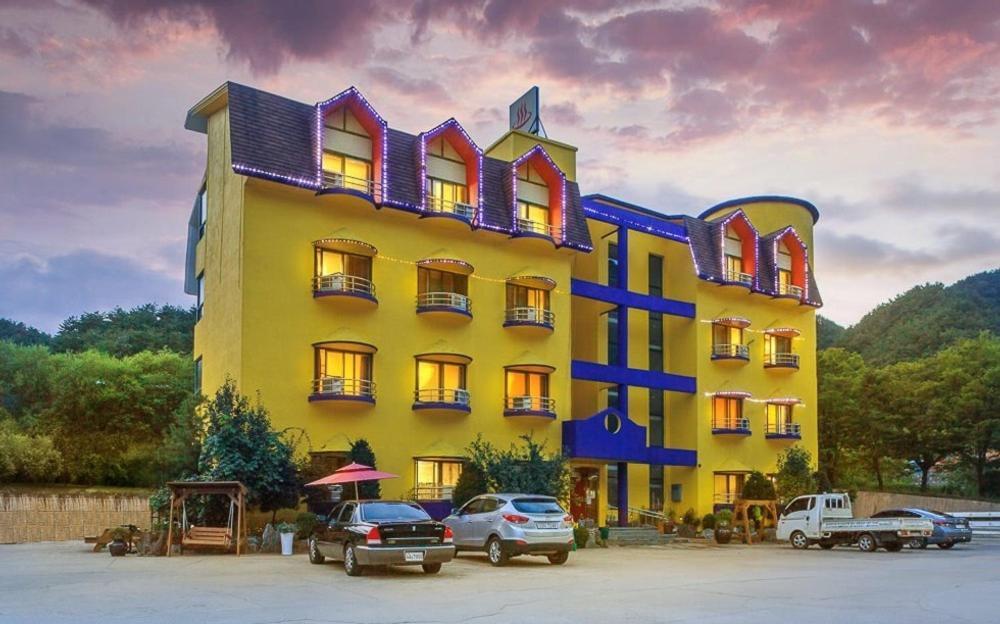 Inje Baekdam Stay Tourist Hotel Zewnętrze zdjęcie